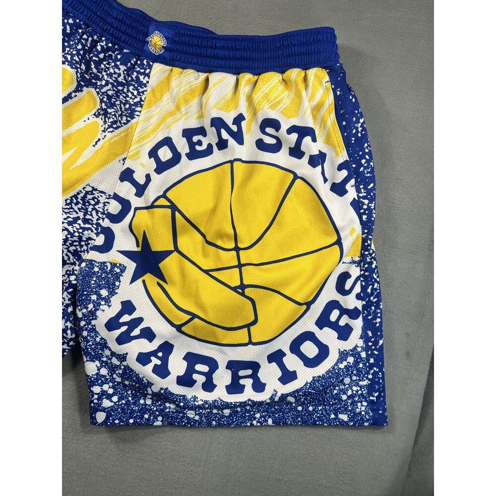 Mitchell & Ness Golden State Warrior Classic Jumbotron Shorts, Size 3X - Picture 5 of 16